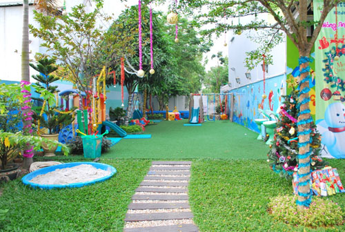Cỏ nhân tạo sân vườn – Sân chơi tuyệt vời cho trẻ em