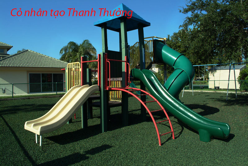green rubber mulch playground safety surface